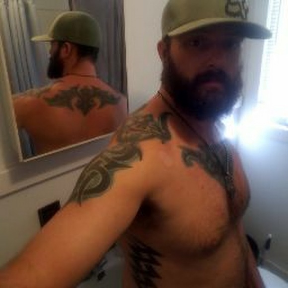 Meet your Posher, Mitchel - Picture 1 of 1